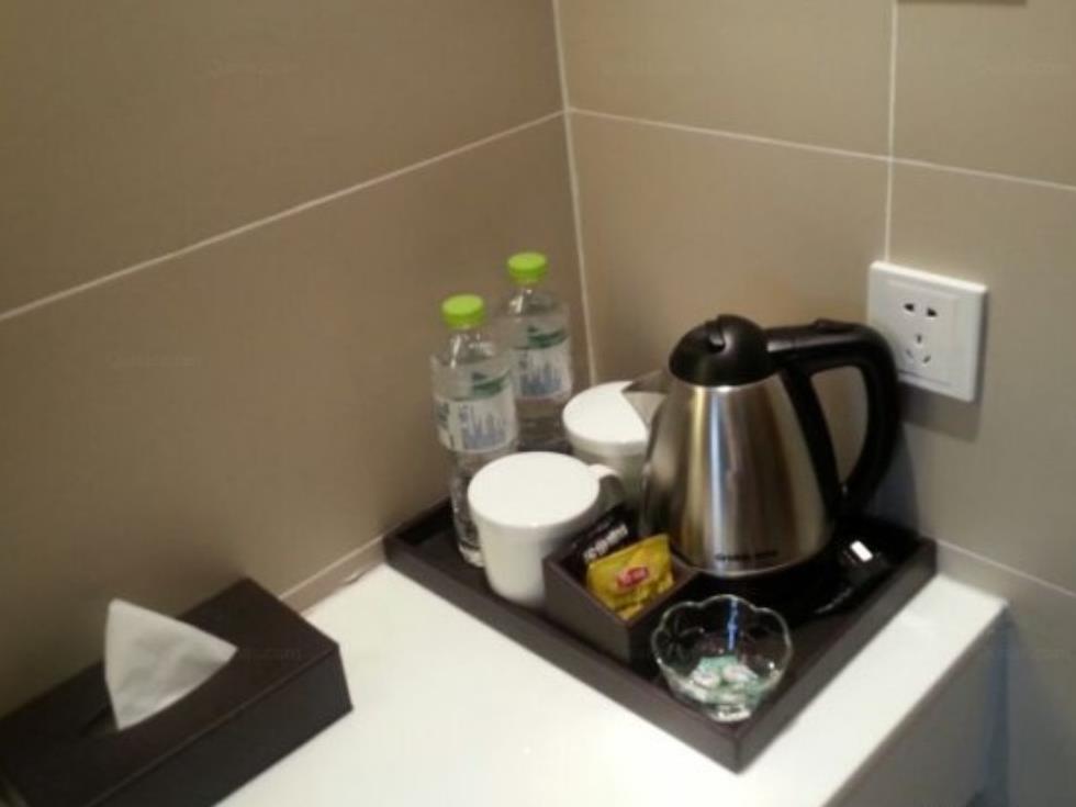 Ji Hotel Urumqi Hongshan Branch Екстериор снимка